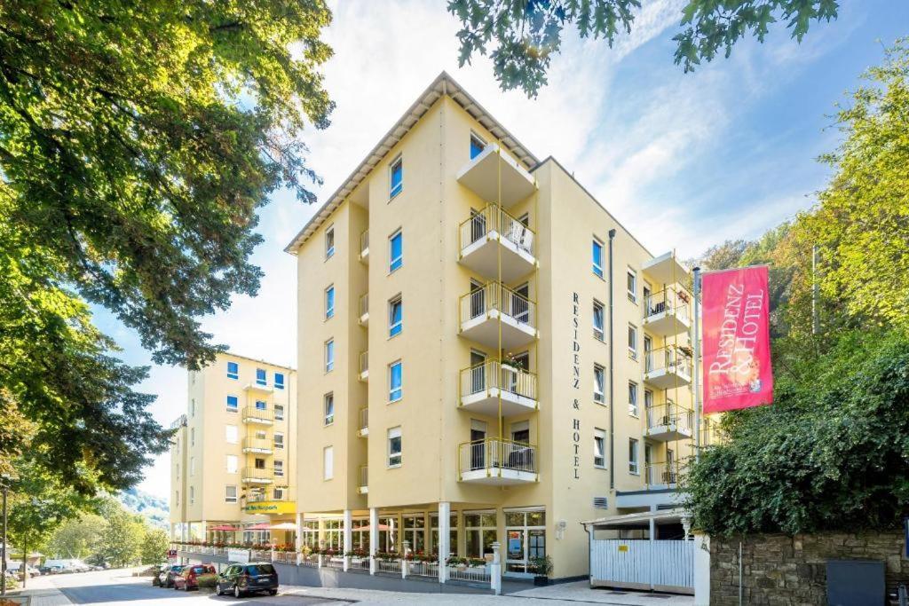 Hotel & Residenz Am Kurpark Schlangenbad Bagian luar foto